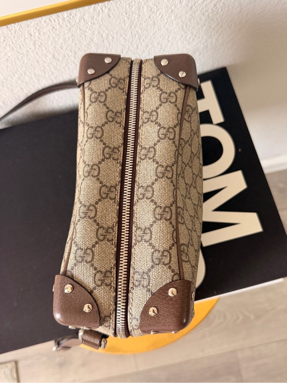 GUCCI GG Supreme Monogram Square Shoulder Bag Brown Strap Trunk Boxy - Picture 3 of 16